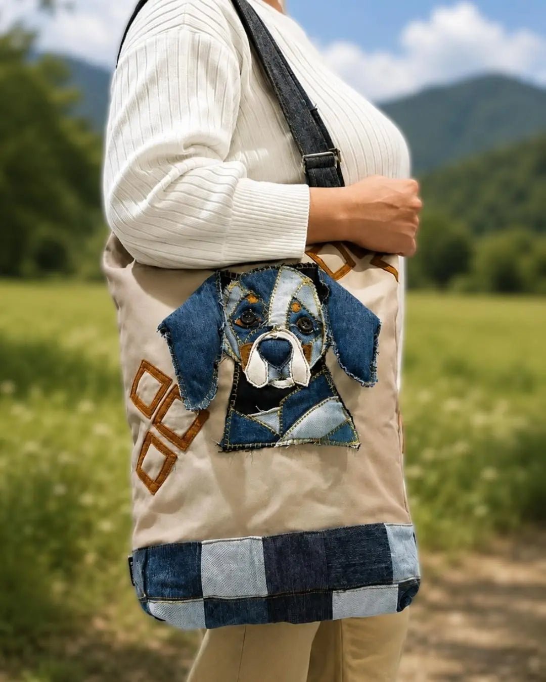 How the tote looks when carried over the shoulder.